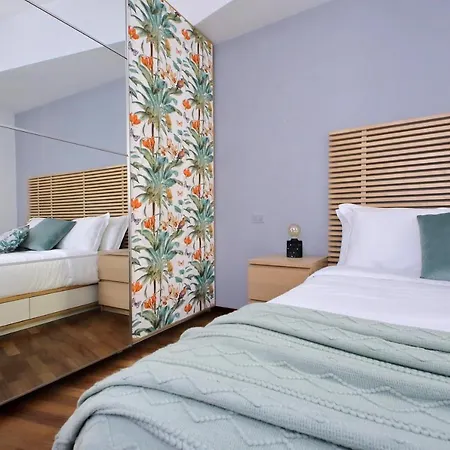 Apartment Ych-sweet Near Colosseo Rom